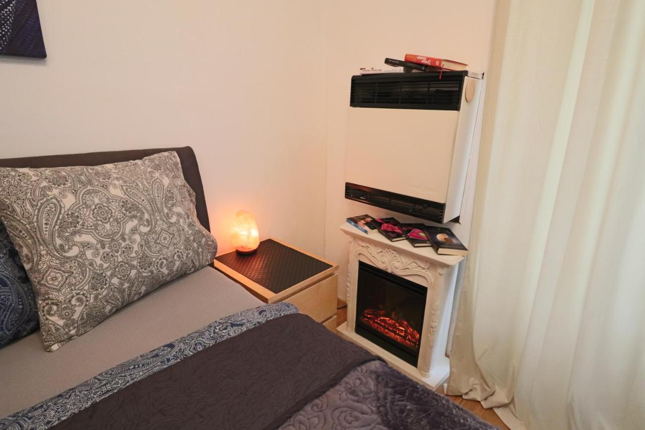 Relax Strasnice: With Private Infra-sauna ! Apartament
