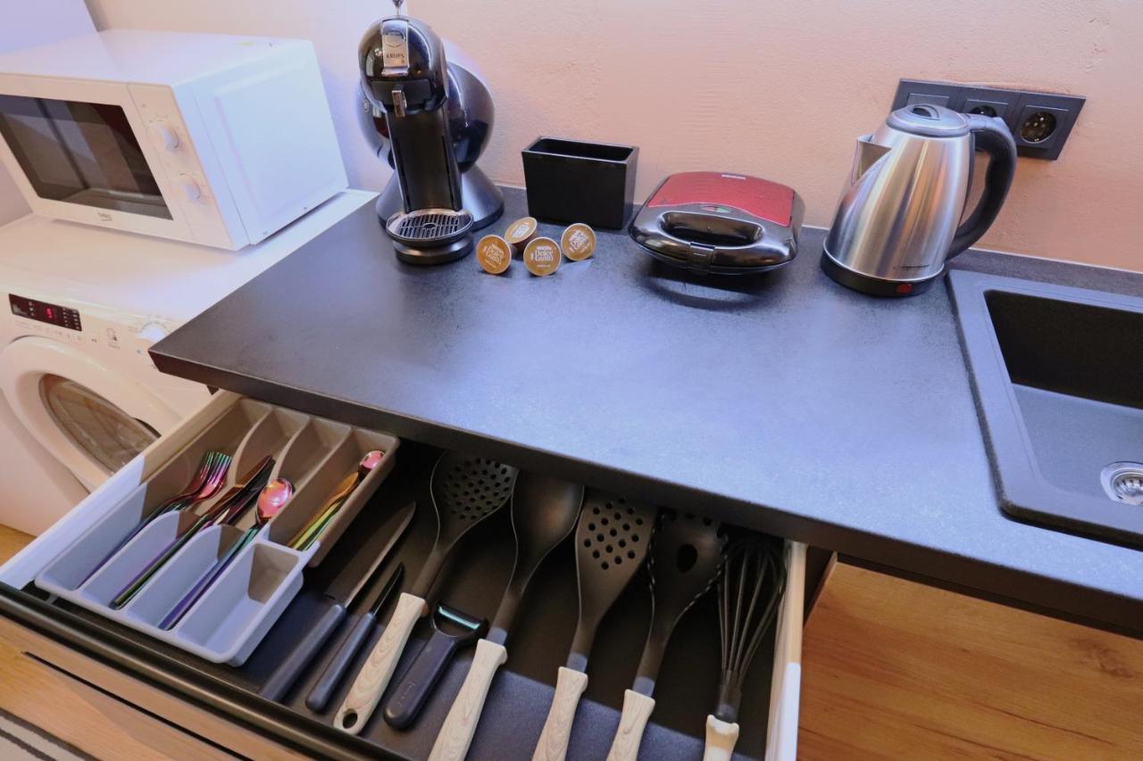 Apartament Relax Strasnice: With Private Infra-sauna ! *